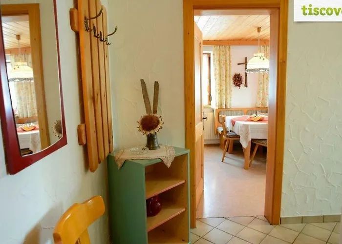 Gastehaus Wolf 3* Bach (Tyrol)
