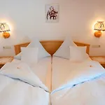 Gastehaus Wolf